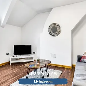  Apartment - Quirky 1 Bedroom, Sleeps 3, Wi-fi - Jrr United Kingdom