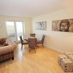 High Quays - Unique Apartment