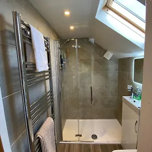 Holiday home Coach House With Hot Tub & Log Fire United Kingdom